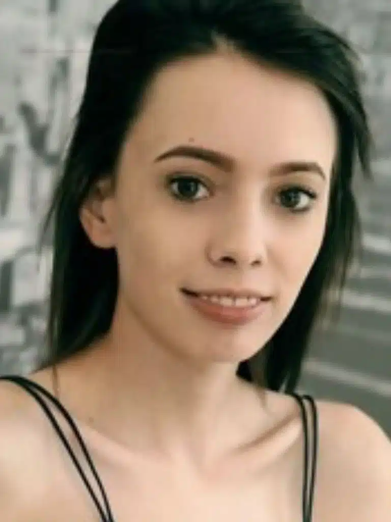Aria Haze Biography: Wiki, Age, Career, Height, Weight, Boyfriend, Net Worth & More